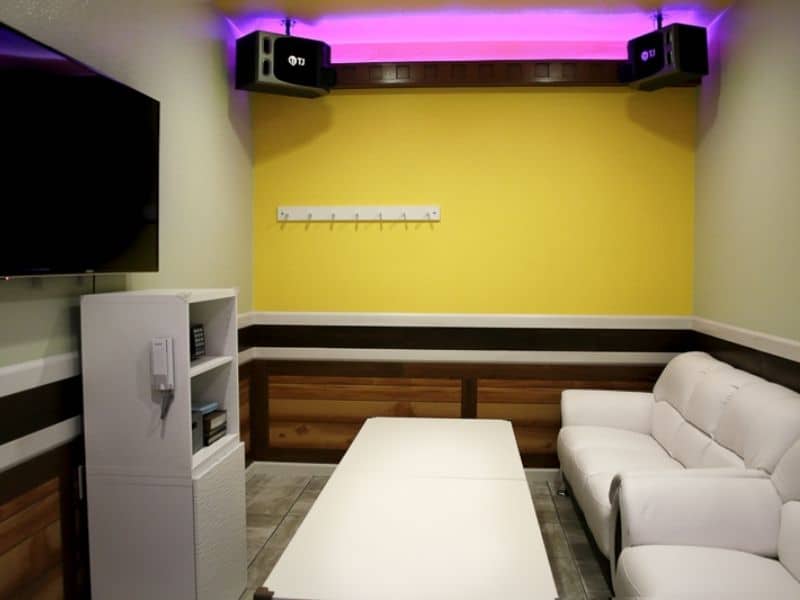 THIẾT KẾ PHÒNG KARAOKE GIA ĐÌNH VÀ HAY NHẤT